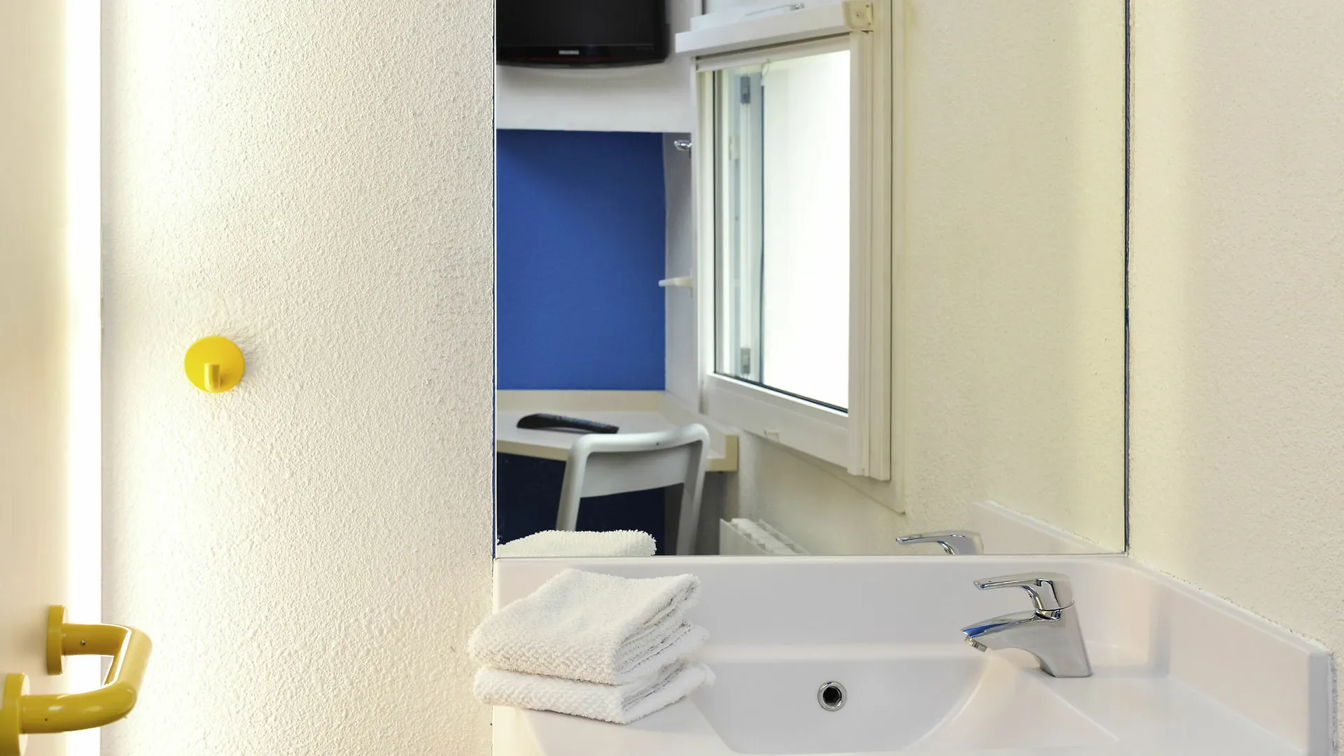 ***  Hotel F1 Gap Francia